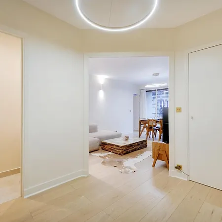 Luxury With Large Balcony Appartement *